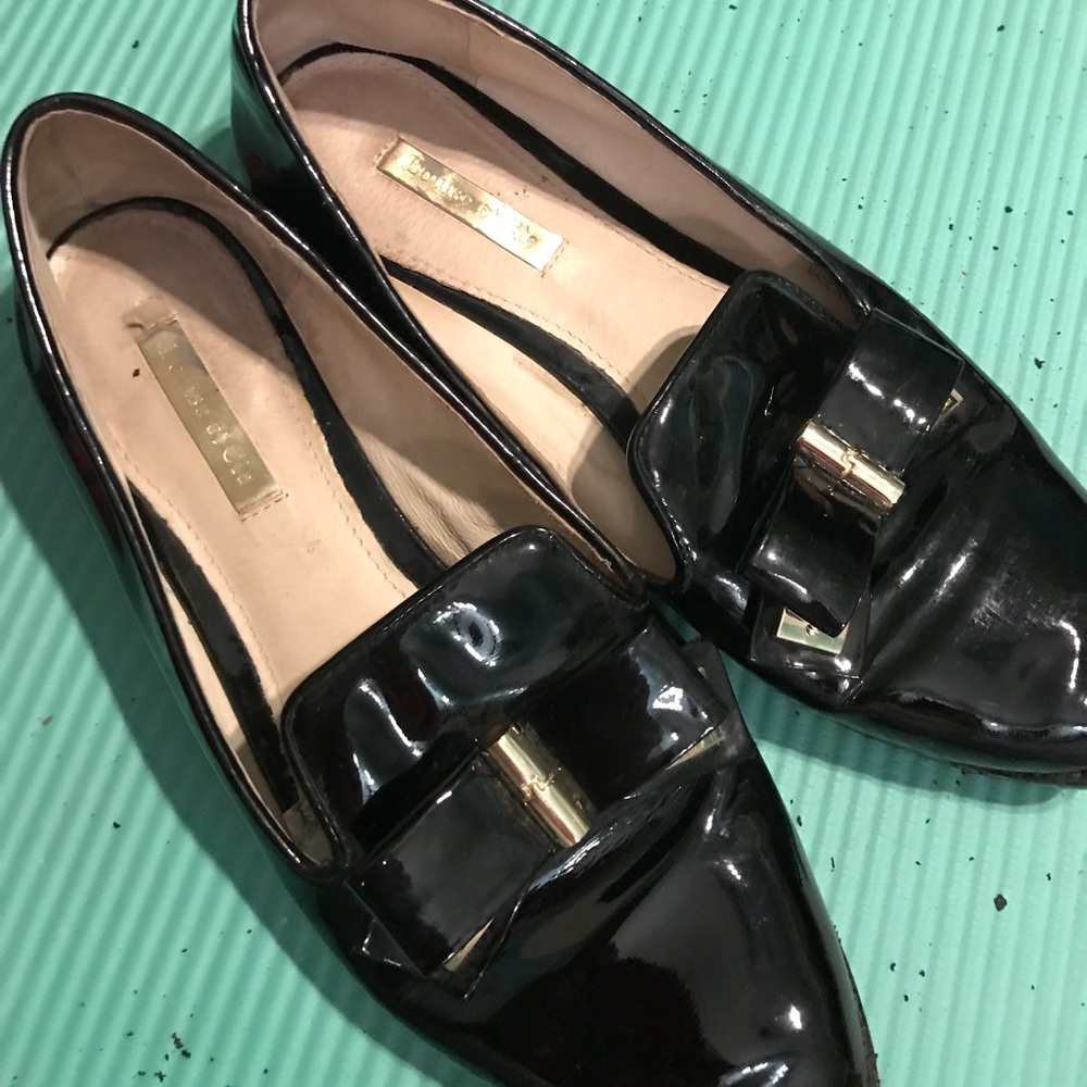 Shoes black